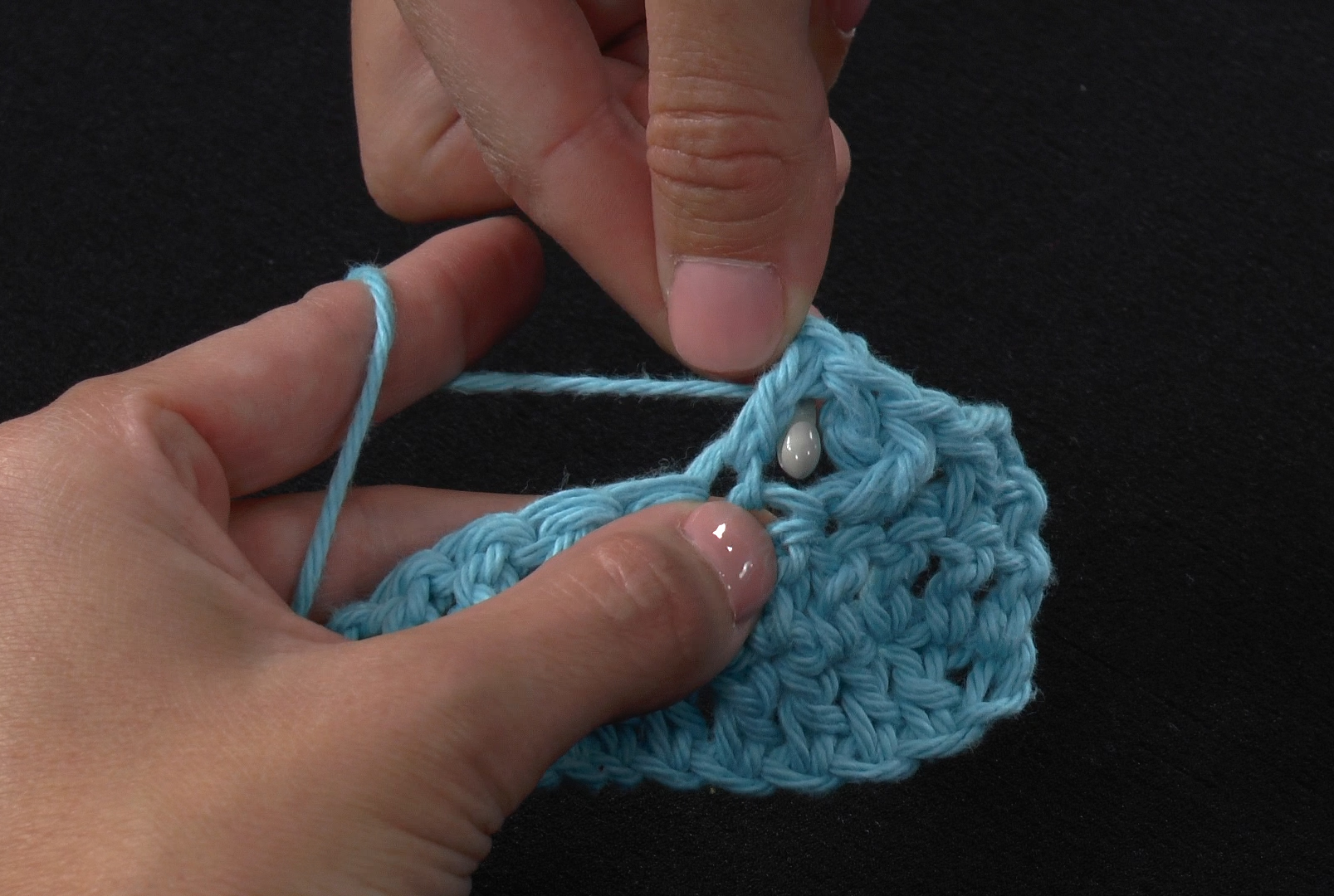 How to Crochet - Back Cross-Stitch or 'bcr'