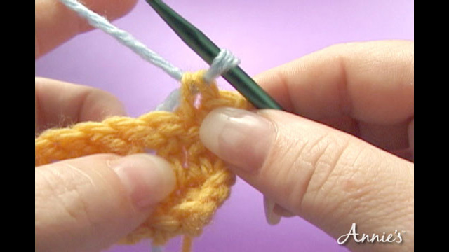 How to Change Yarn Colors